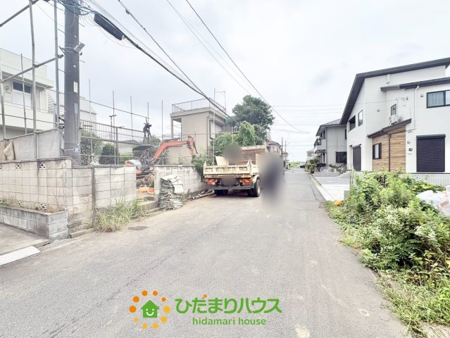 白岡市小久喜2期　新築一戸建て　リーブルガーデンの前面道路含む現地写真|２０２６年９月１日　撮影