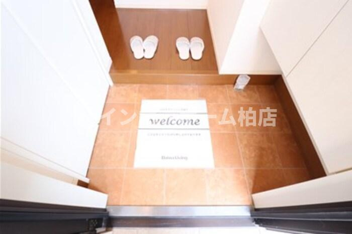 特典：仲介手数料が50％OFFです‼の玄関