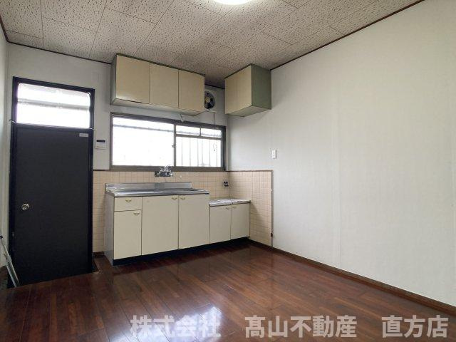 直方市大字頓野の一戸建ての居間・リビング