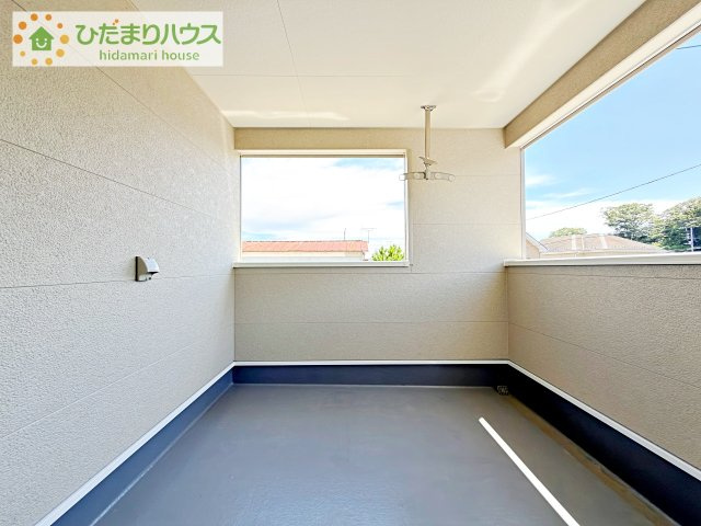 【バルコニー】 | 土浦市小松第7　新築戸建　3号棟 | 広々としたバルコニー。お洗濯物もぜーんぶ干せちゃいます！！