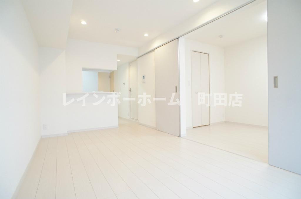 リブリ・SAKAE※初期費用分割後払いサービス利用可能物件の居間・リビング