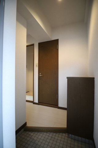 【玄関】 | アリエス姪浜駅南　★プライスホームなら仲介手数料が割引価格です！★