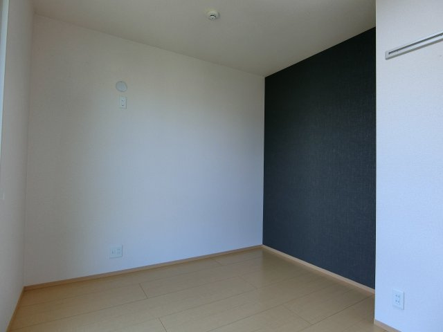 【寝室】 | Cher友
