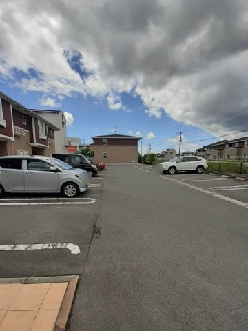 アルバーダ・ＭⅠの駐車場