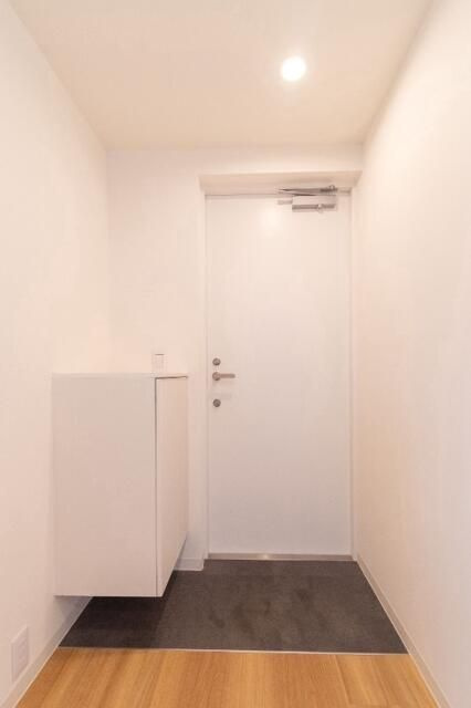カインドネス所沢宮本町Ｂ棟の玄関