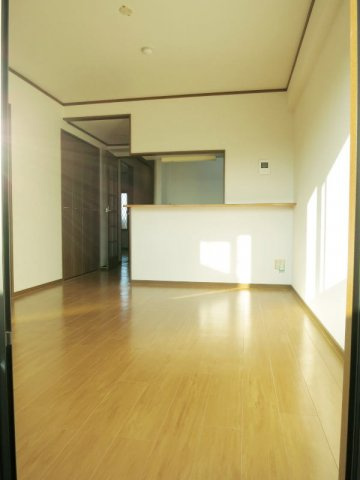 フォレストパレス五番館の居間・リビング