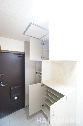 リズ稲毛の玄関|＊当日ご案内可＊ご希望の物件まとめてご案内！弊社が掲載していない物件でもOK♪お気軽にご相談ください ♪お電話でのお問合わせがスムーズ♪