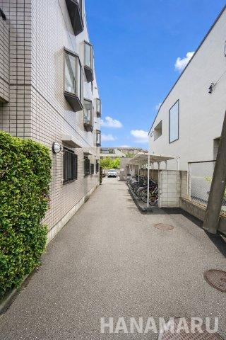 リズ稲毛の駐輪場|＊当日ご案内可＊ご希望の物件まとめてご案内！弊社が掲載していない物件でもOK♪お気軽にご相談ください ♪お電話でのお問合わせがスムーズ♪
