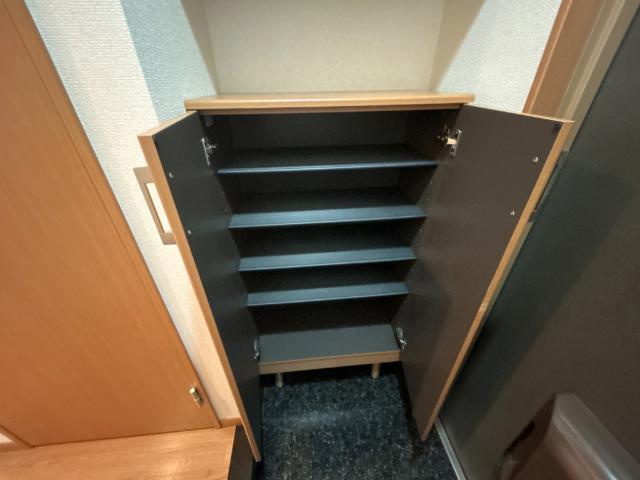 レジデンス　Ａｉの収納|下駄箱