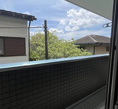 ブリリアンス根岸のバルコニー