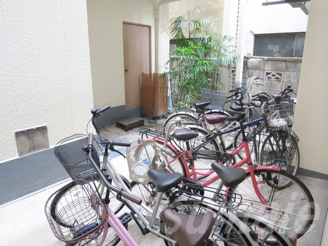 クレール東十条のその他|自転車置き場です☆