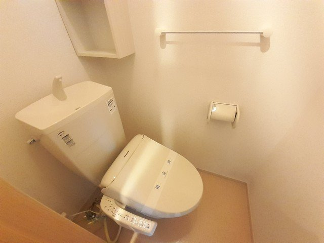 サンシャトーＤのトイレ