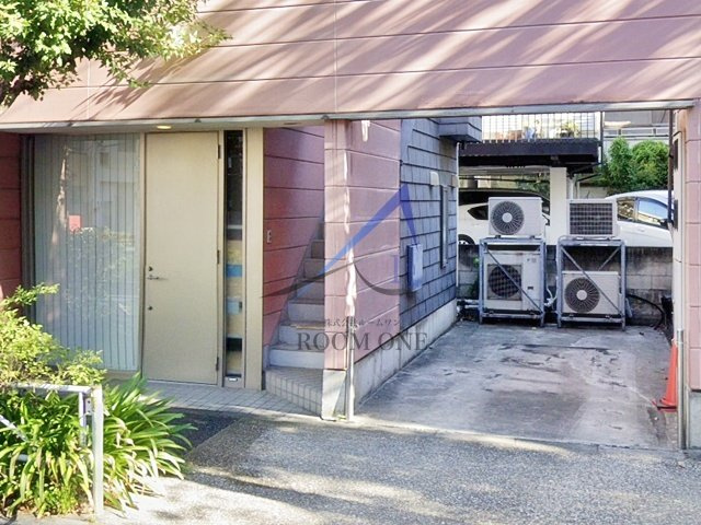 Ｔ・Ｈｏｕｓｅのエントランス|エントランスです。