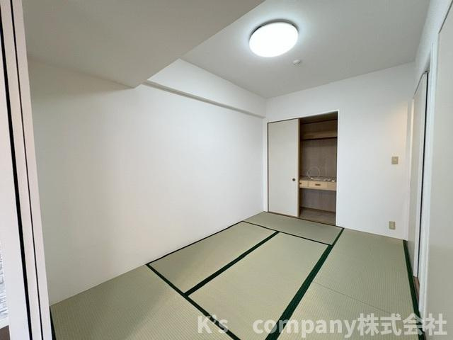 ◎茅ヶ崎市中島　ビッグヴァングランヴァーグ茅ヶ崎の和室|和室6帖◇リビングに隣接しています◇