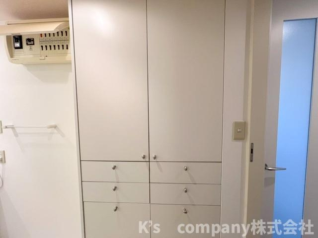 ◎茅ヶ崎市中島　ビッグヴァングランヴァーグ茅ヶ崎のその他|脱衣所にある収納☆タオル類や洗剤のストックなどの収納に便利です◇