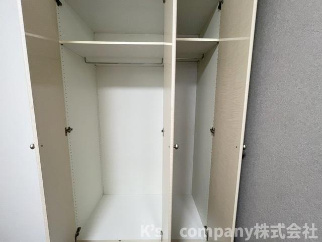 ◎茅ヶ崎市中島　ビッグヴァングランヴァーグ茅ヶ崎の収納|洋室6帖の収納スペース◇