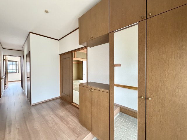 【玄関】 | 北葛飾郡杉戸町内田　中古戸建