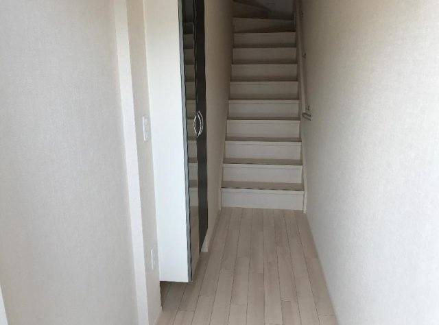 サラス　オーロの玄関