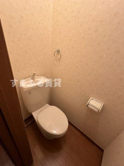 【トイレ】 | ヨーロピアンシャレー参番館　刈谷市山池町 | 同仕様　反転の場合あり（02484-207）