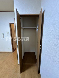 【収納】 | ヨーロピアンシャレー参番館　刈谷市山池町 | 同仕様　反転の場合あり（02484-207）