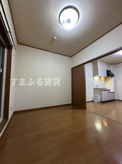 【寝室】 | ヨーロピアンシャレー参番館　刈谷市山池町 | 同仕様　反転の場合あり（02484-207）