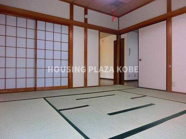 神戸市須磨区千守町２丁目の一戸建ての和室