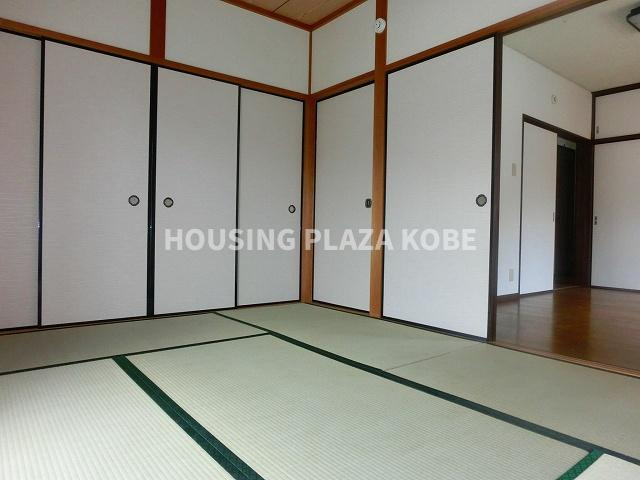 神戸市須磨区千守町２丁目の一戸建ての和室