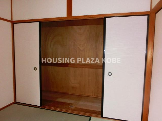 神戸市須磨区千守町２丁目の一戸建ての収納
