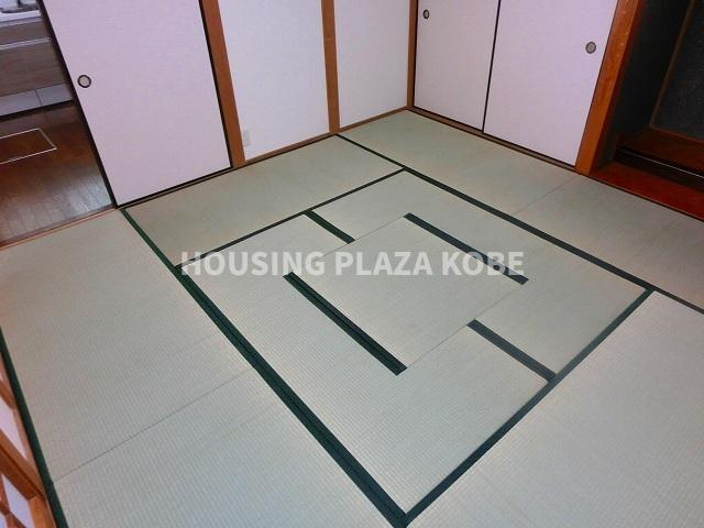 神戸市須磨区千守町２丁目の一戸建ての和室