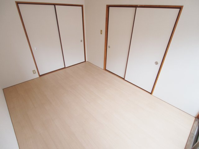 パレーシャル安原の内装
