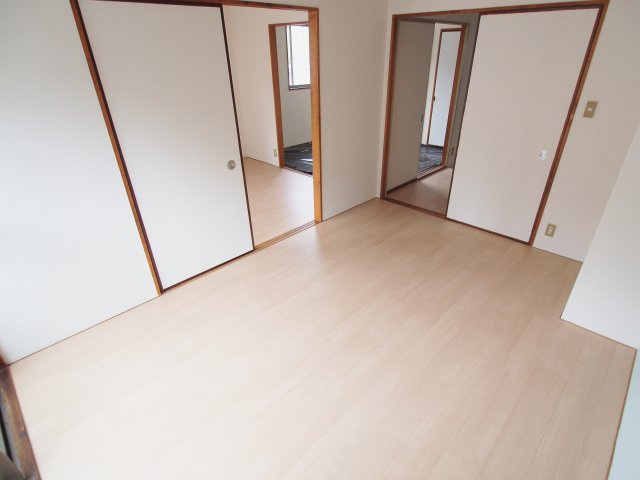 パレーシャル安原の居間・リビング