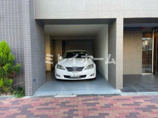 クレヴィスタ蒲田Ⅱの駐車場