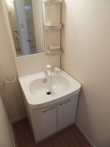 サンハイツ　いたの　C棟　の洗面所