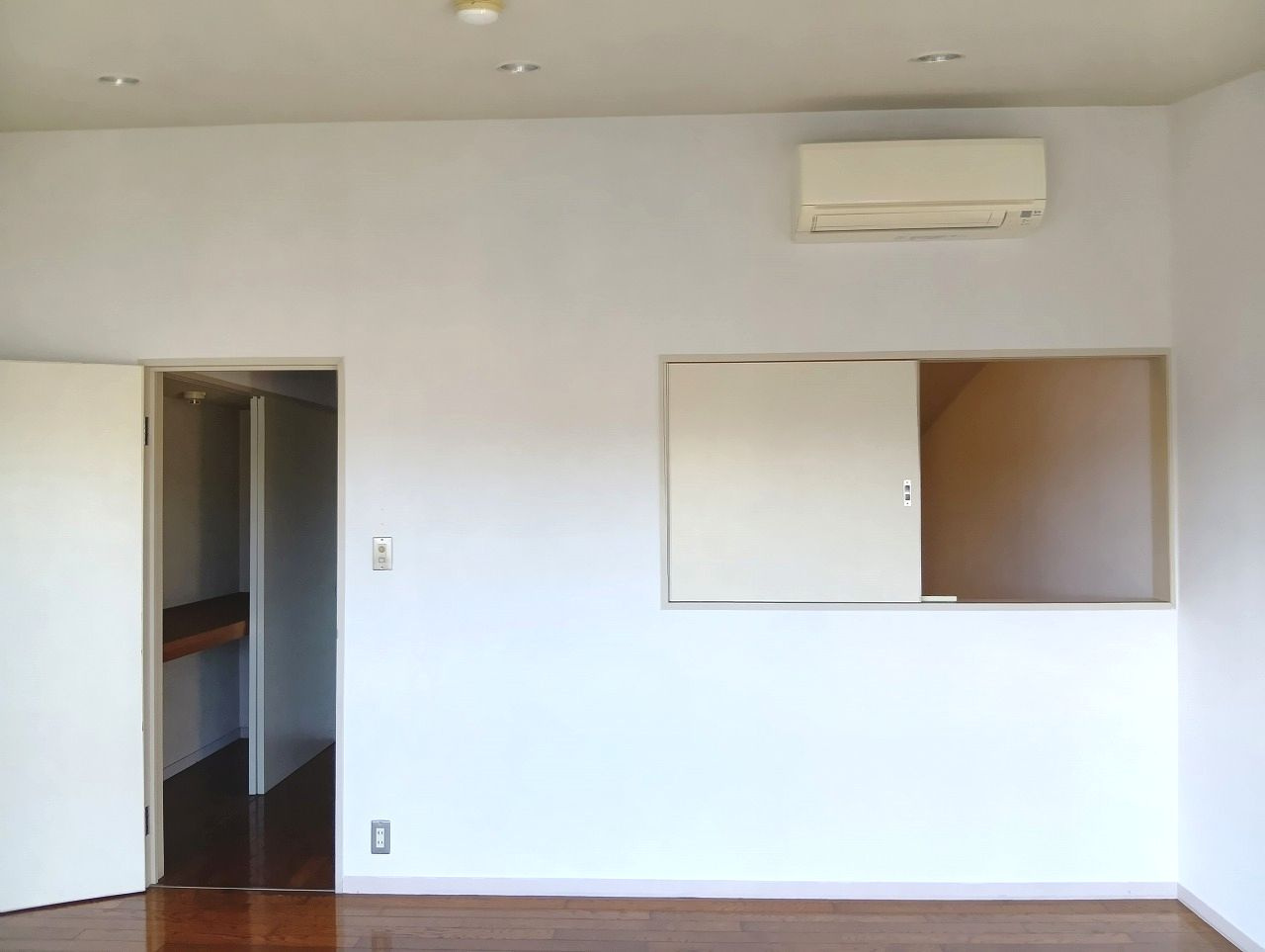 EXT B棟の洋室|個人の部屋や寝室として使える洋室です