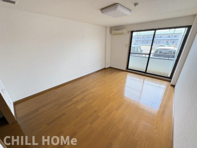 クオリティマンション筑縄の居間・リビング|他社様掲載物件もまとめてご紹介、ご案内可能です(^^)/