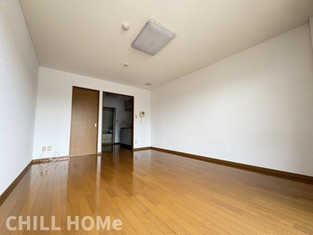クオリティマンション筑縄の居間・リビング|他社様掲載物件もまとめてご紹介、ご案内可能です(^^)/