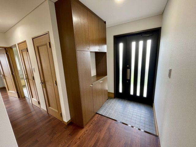 【玄関】 | 【リフォーム済み中古戸建】山形市大字青柳