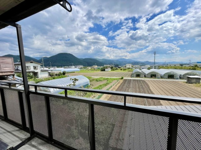 【バルコニー】 | 【リフォーム済み中古戸建】山形市大字青柳