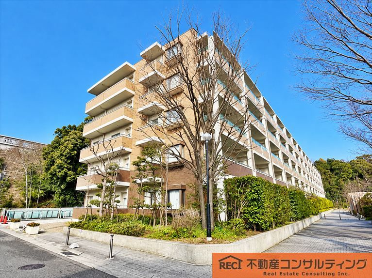 住吉山手コモンズD棟の外観