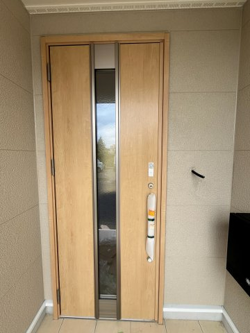 新築戸建・新築建売　西郷村小田倉第36　熊倉小・西郷第一中の玄関|モニター付きインターホンで訪問者を確認できるので、防犯対策やプライバシー保護など安心です！