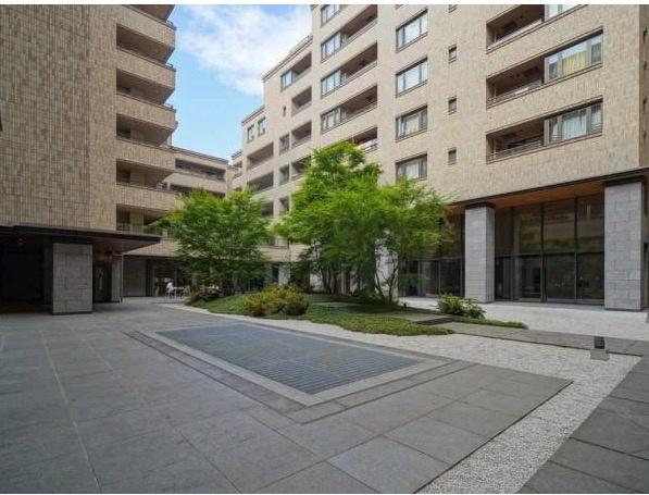 ★仲介手数料無料★ATLAS IKEJIRI RESIDENCEの庭
