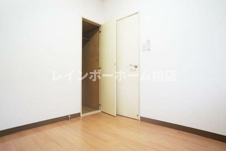 ▶非対面対応◀接客・申込・契約オンライン！LINE×相談可！の内装|内装は落ち着いています