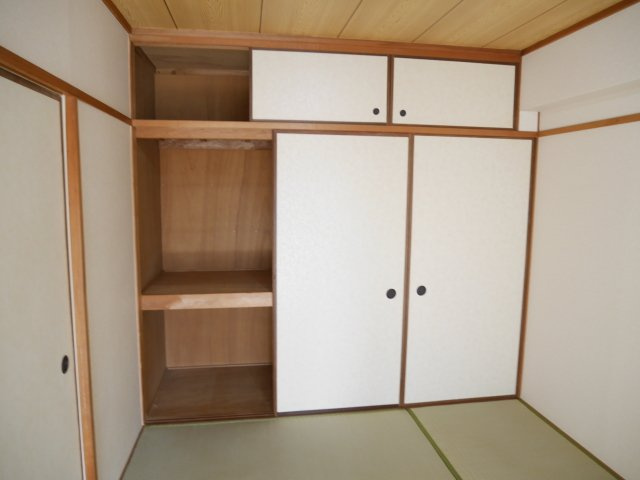 【収納】 | パークサイド筑紫通り | パークサイド筑紫通りの押入れ