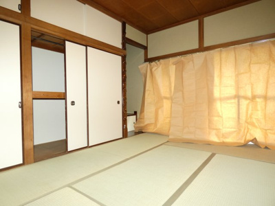 【寝室】