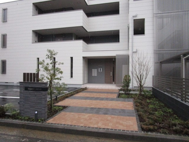 Ｗｉｓｔｅｒｉａ　あざみ野のエントランス