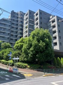 Ｉｔ’ｓ東京フォーサイトスクエアの外観