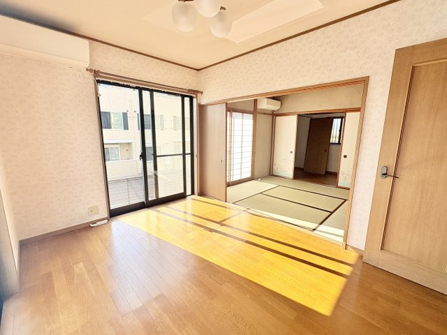 【洋室】の画像
