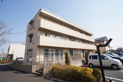リバーパークかわせみの外観