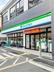 【周辺】 | ピノ　フォルトゥーナ | ファミリーマート前野町六丁目店まで138m