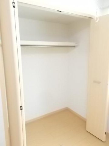 メゾン　ド　ファミーユ美園の収納